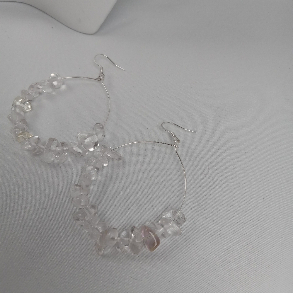 White quartz stone chip earrings exposed hoop - Picture 3 of 6